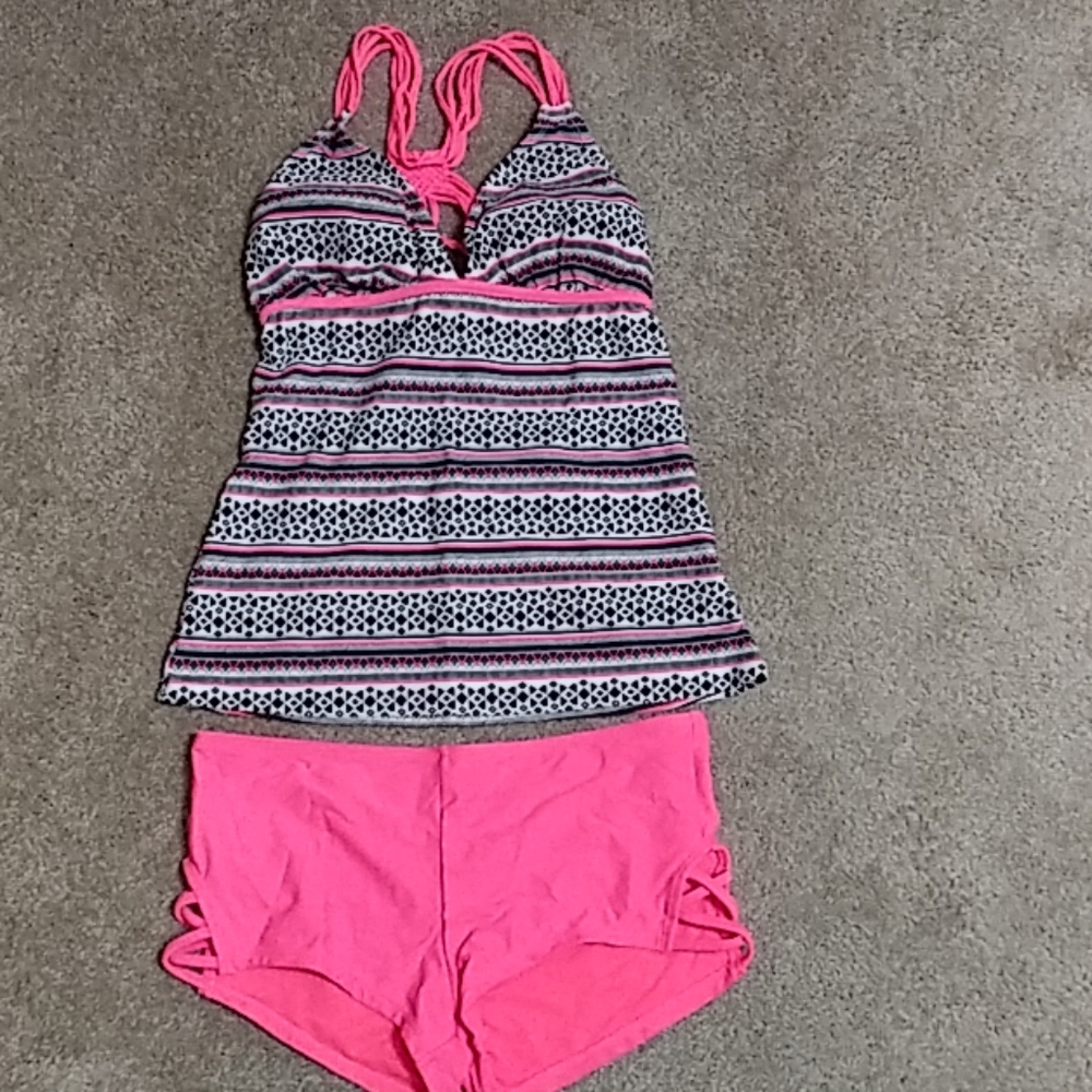 Bathing suit - Picture 1 of 5